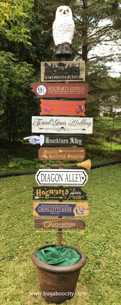 Harry Potter Directional Sign Harry Potter Diy Harry Potter Crafts Harry Potter Christmas