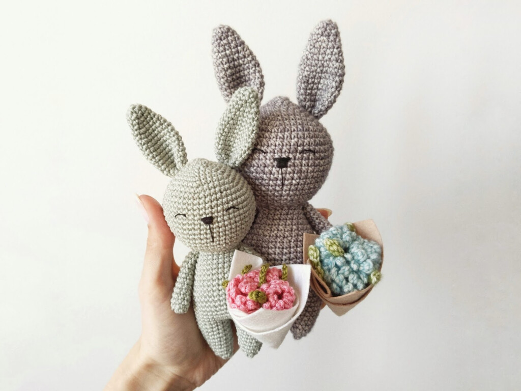 Little Crochet Bunny FREE PATTERN KNITTED STORY BEARS