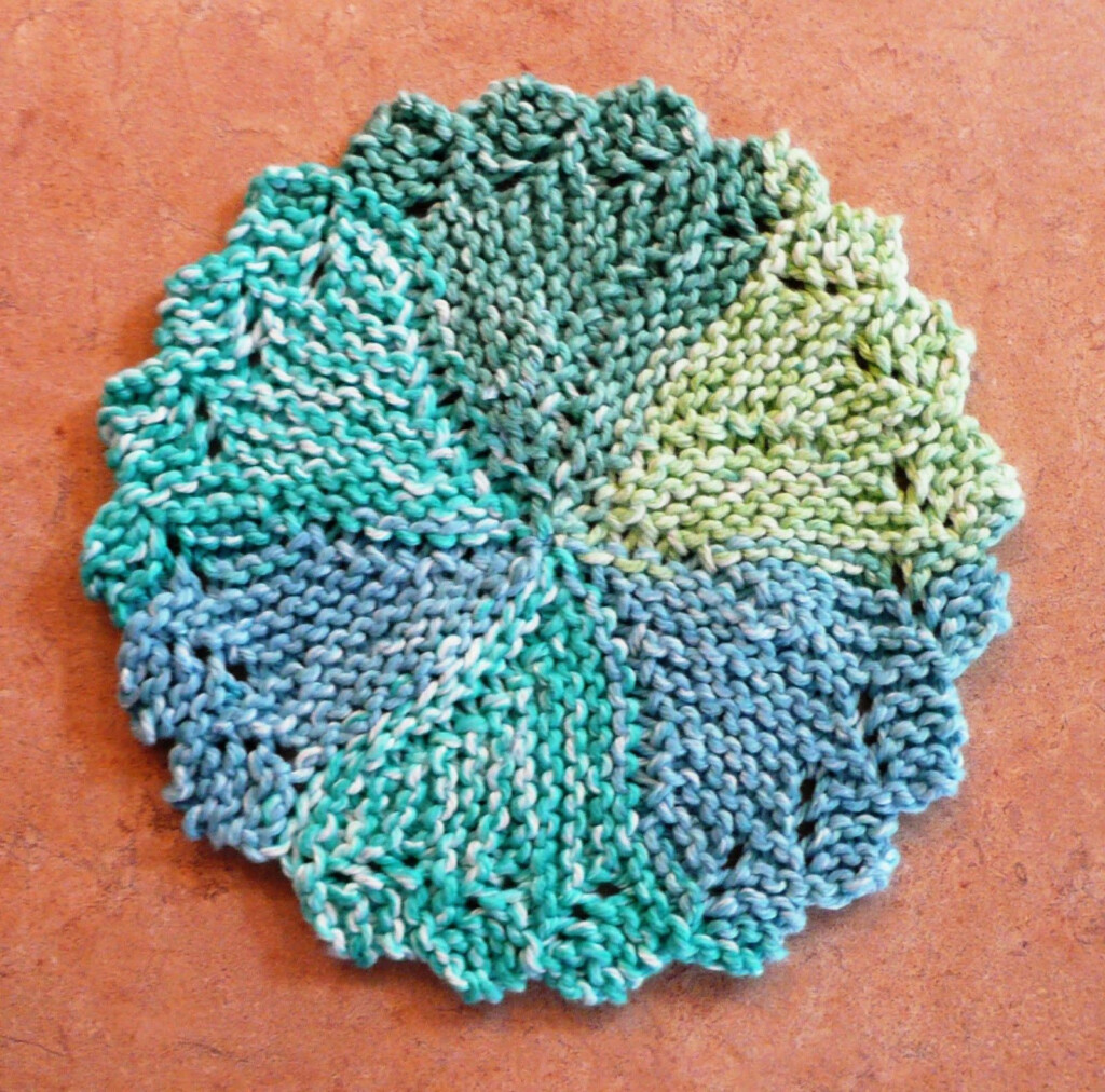 New Lacy Round Dishcloth Free Knitting Pattern Knitting Bee Free Dishc Dishcloth Knitting